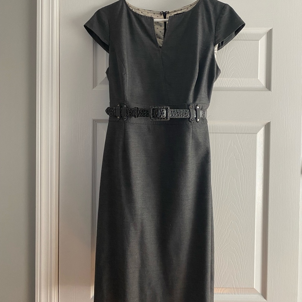 Grey Tahari cap sleeve dress